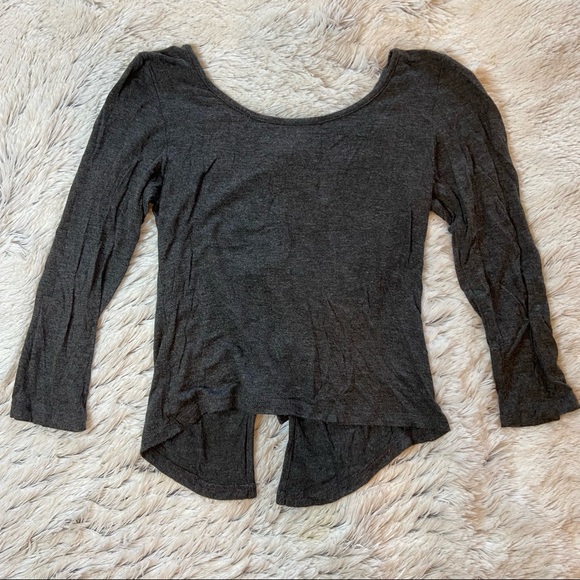 Delia’s Long Sleeve Top - Picture 1 of 2